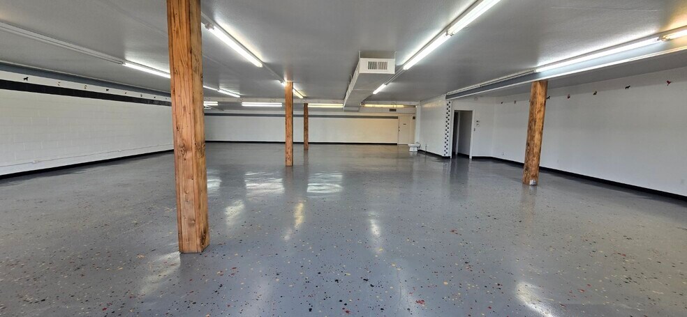 More Photos Of 360 N State Route 89, Chino Valley Storefront Retail Office For Sale