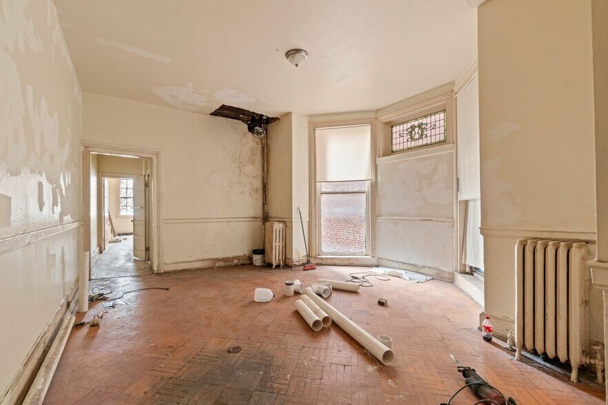 More Photos Of 2301 Maryland Ave, Baltimore Apartments For Sale