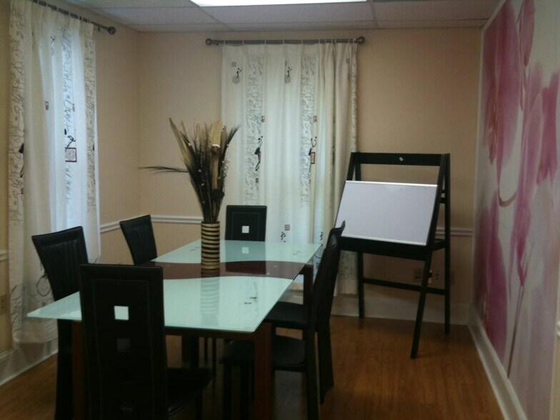 More Photos Of 3841 Holcomb Bridge Rd, Peachtree Corners Medical For Lease