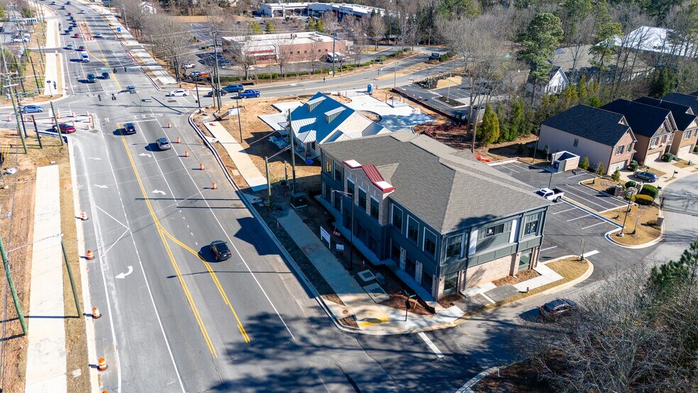 More Photos Of 691 N Main St, Milton Storefront Retail Office For Lease