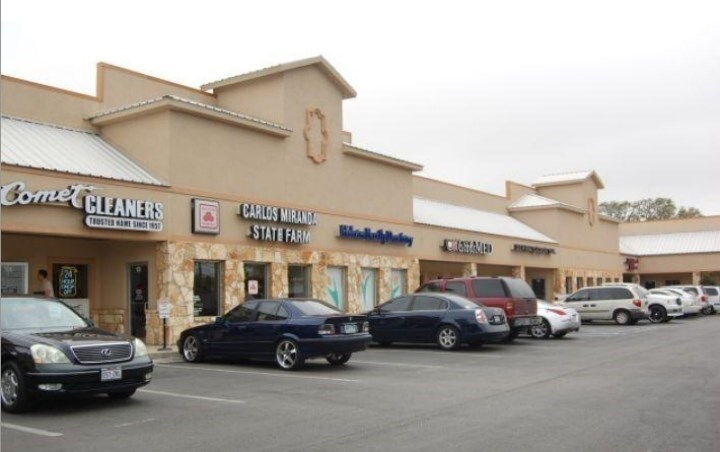 More Photos Of 12415 Bandera Rd, Helotes General Retail For Sale