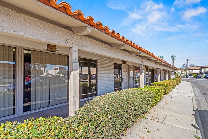 More Photos Of 1111 E Commonwealth Ave, Fullerton Medical For Sale