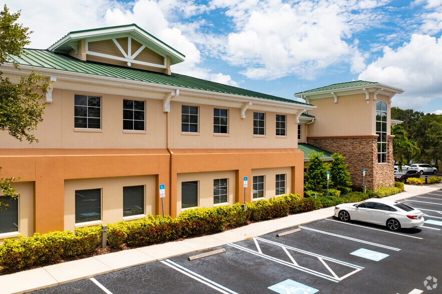 More Photos Of 6751 Professional Pky W, Sarasota Office For Lease