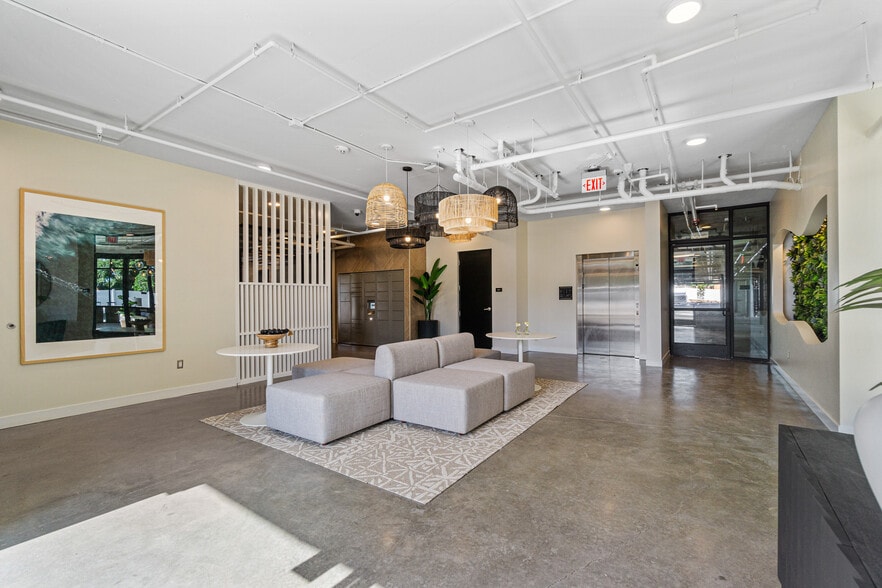 More Photos Of 1559 N Santa Fe Ave, Vista Apartments For Sale