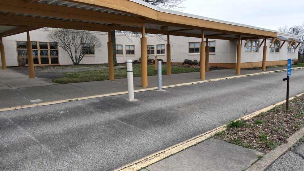 More Photos Of 3800 Oakleaf Rd, Brentwood Assisted Living For Sale