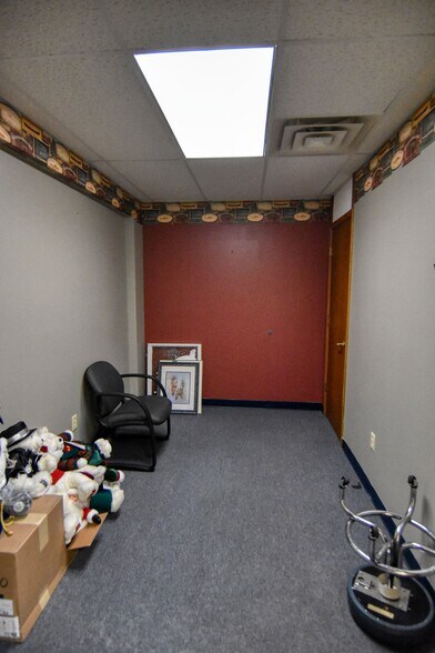 More Photos Of 1822 S Main St, Rice Lake Office Residential For Sale