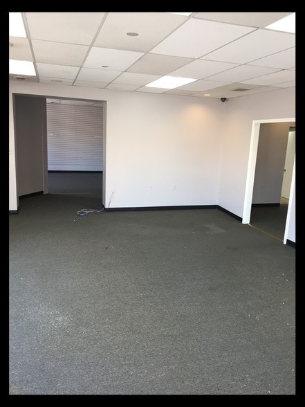 More Photos Of 28 Liberty St, Westminster Apartments For Lease