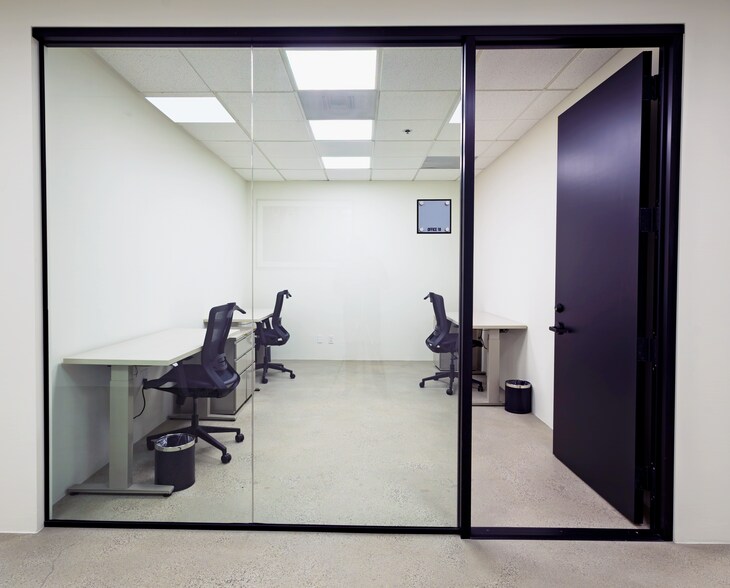 More Photos Of 1964 Westwood Blvd, Los Angeles Coworking Space