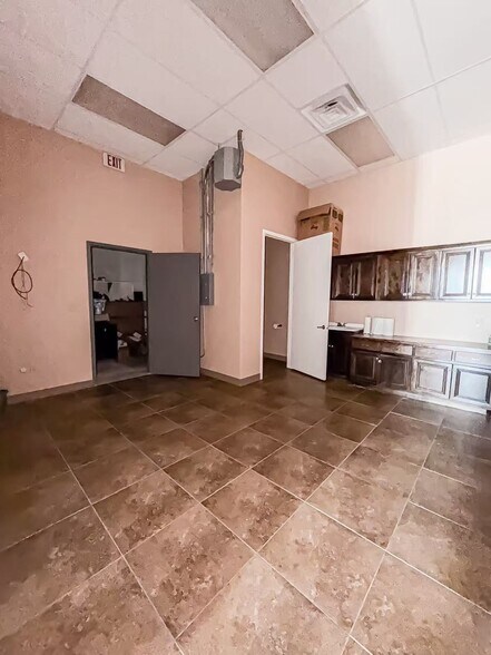 More Photos Of 3303 E Main St, Madisonville Unknown For Lease