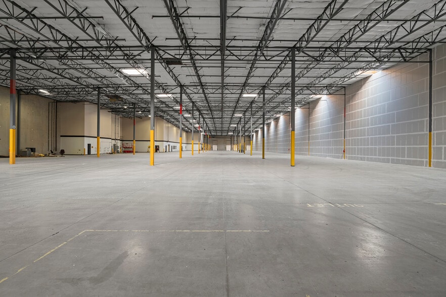 More Photos Of 2275 E Newlands Dr, Fernley Distribution For Lease