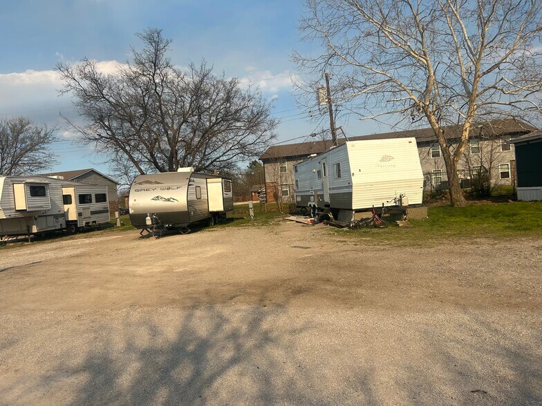 More Photos Of 1601 E Main St, Davis Manufactured Housing Mobile Home Park For Sale