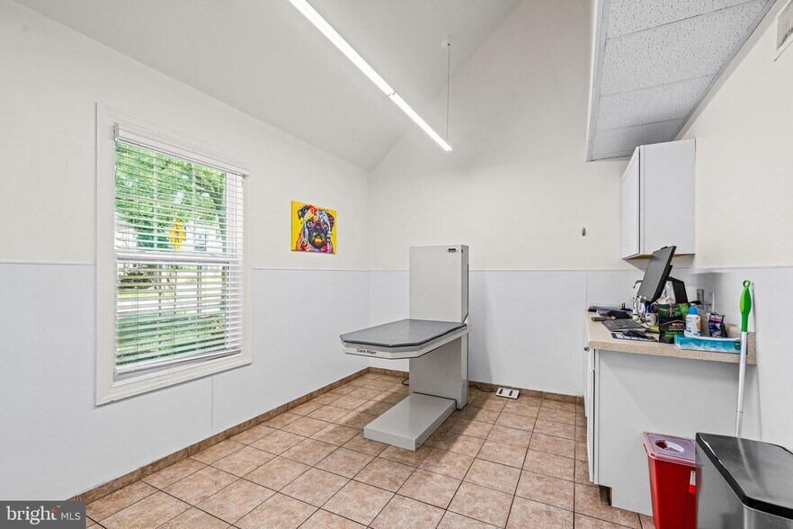 More Photos Of 405 W Wayne Ave, Wayne Office Residential For Sale