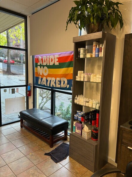 More Photos Of 1416 Boylston Ave, Seattle Apartments For Lease