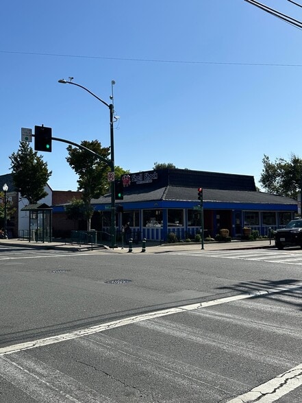 More Photos Of 1465 Webster St, Alameda Restaurant For Sale