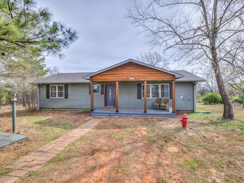 More Photos Of 980916 S Highway 18, Chandler Industrial For Sale