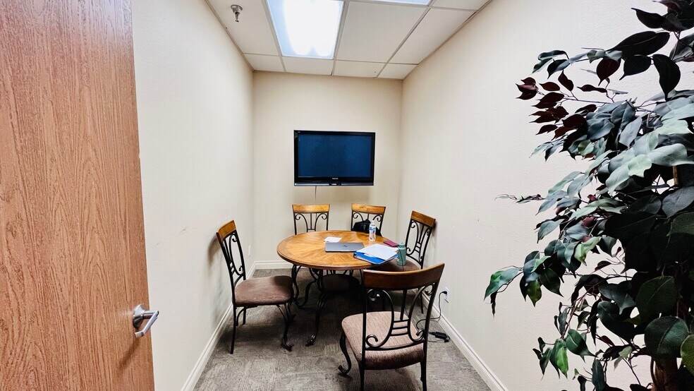 More Photos Of 15409 Anacapa Rd, Victorville Loft Creative Space For Sale