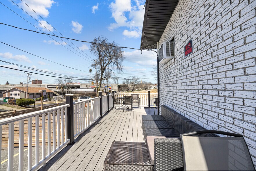 More Photos Of 110 School St, Pawtucket Bar For Sale