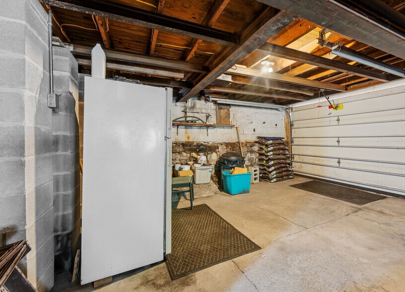 More Photos Of 160-164 Wades Run Rd, Mount Morris Restaurant For Sale
