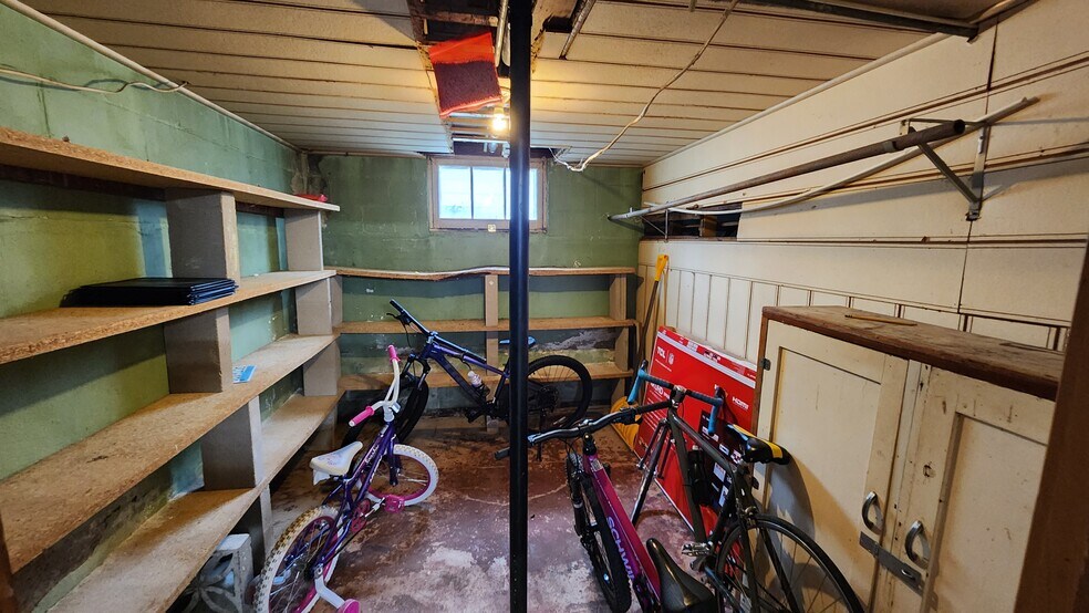 More Photos Of 1110 W Oakland Ave, Austin Apartments For Sale