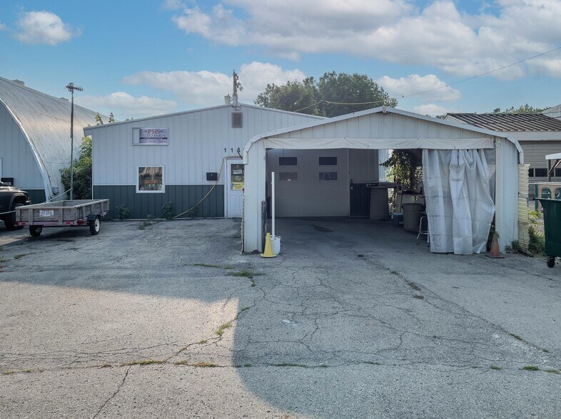 More Photos Of 1140 N Main St, Urbana Auto Dealership For Sale