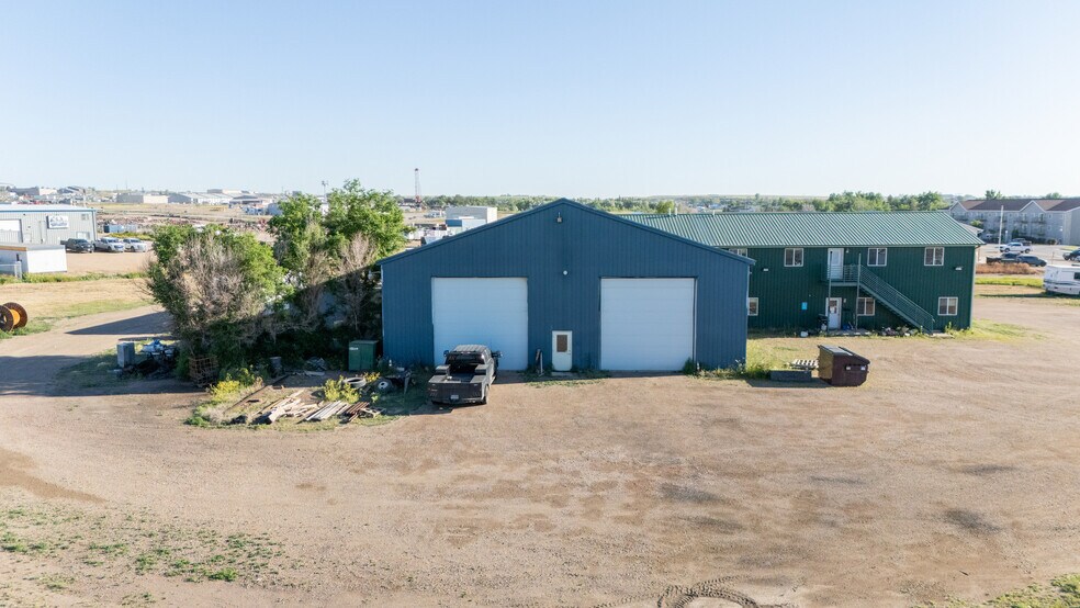 More Photos Of 4319 16th Ave W, Williston Industrial For Lease