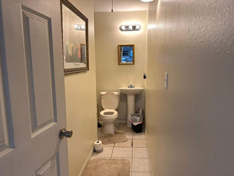 More Photos Of 4157 N Sherwood Forest Dr, Baton Rouge Daycare Center For Sale