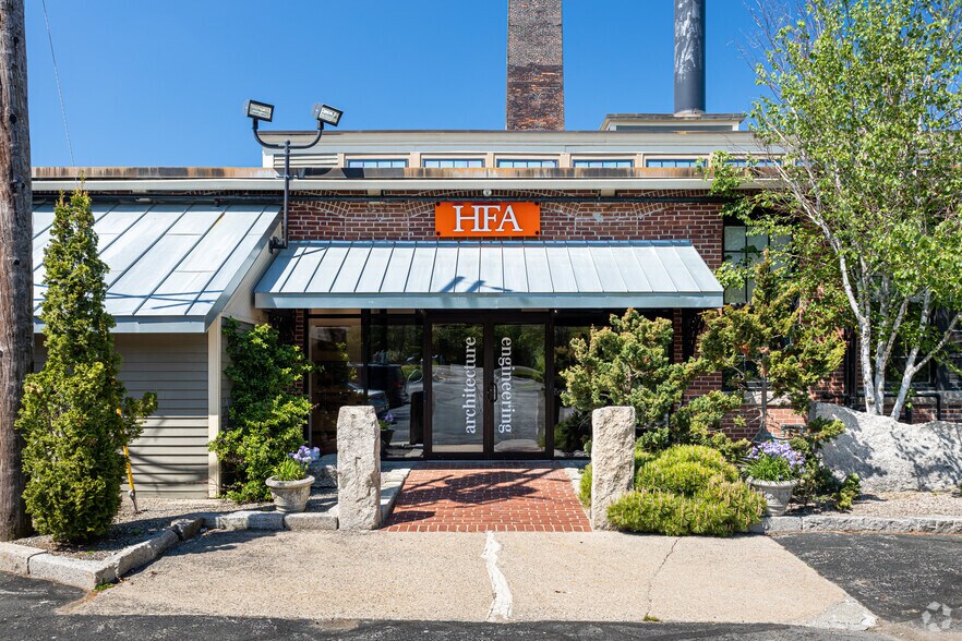 More Photos Of 31 Hayward St, Franklin Industrial For Lease