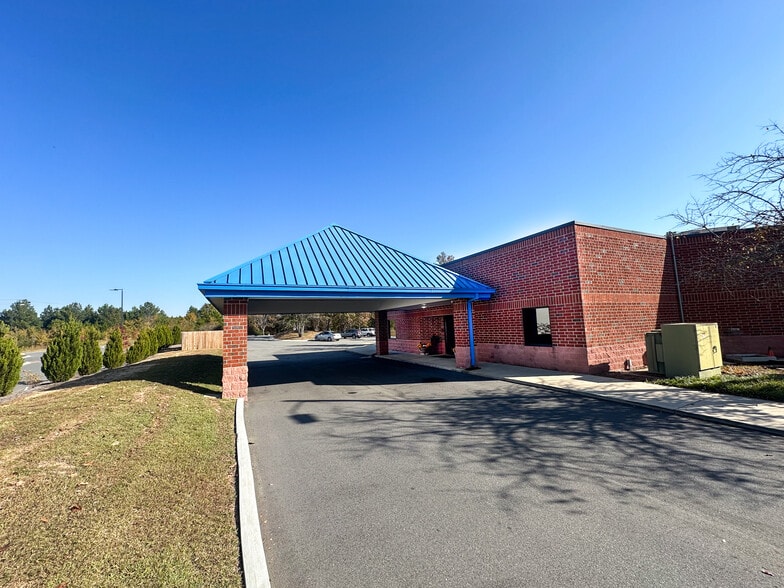 More Photos Of 1951 Derita Rd, Concord General Retail For Sale