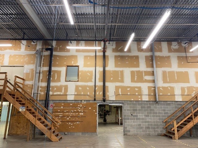 More Photos Of 3127 SW 61st St, Des Moines Warehouse For Lease