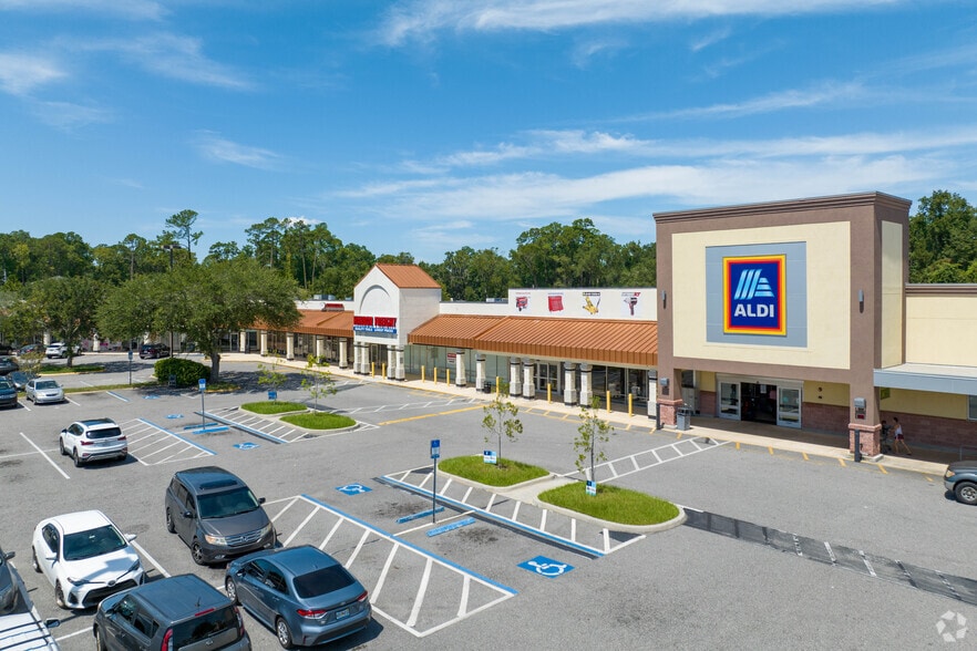 Primary Photo Of 10950-10960 San Jose Blvd, Jacksonville Storefront For Lease