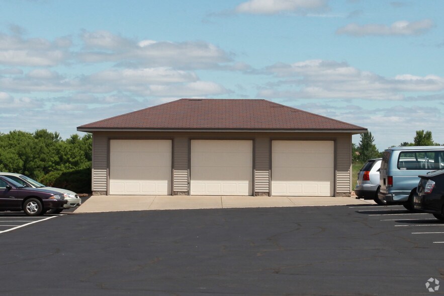More Photos Of 644 Brakke Dr, Hudson Office For Sale