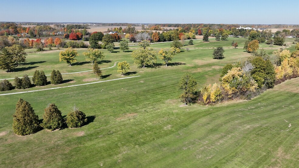 More Photos Of 1605 W Water St, Hartford City Land For Sale