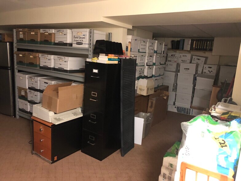 More Photos Of 151 W Carver St, Huntington Office For Sale