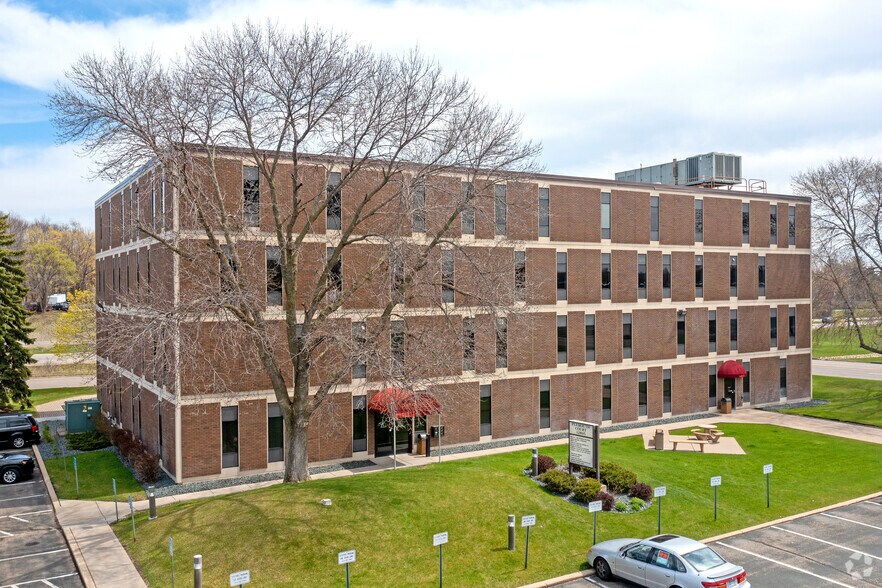 More Photos Of 12805 W Highway 55, Plymouth Office For Lease