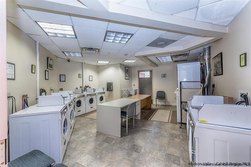 More Photos Of 451 Washington Avenue Ext, Saugerties Hospitality For Sale