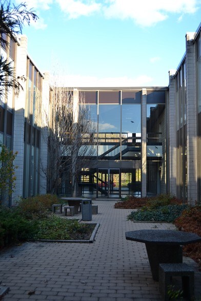 More Photos Of 65 Railroad Ave, Ridgefield Flex For Lease