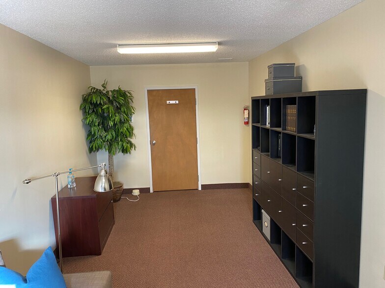 More Photos Of 222 Mckee St, Manchester Office For Lease