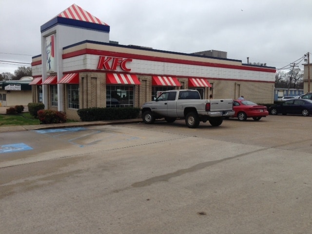 Primary Photo Of 201 E 1st Ave, Crossett Fast Food For Sale