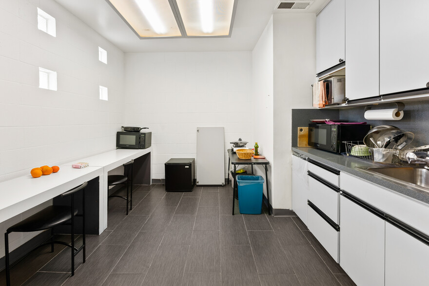 More Photos Of 3268 Motor Ave, Los Angeles Storefront Retail Office For Sale