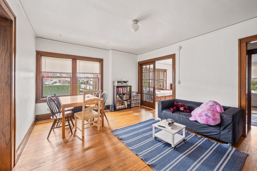 More Photos Of 516 University Ave SE, Minneapolis Apartments For Sale