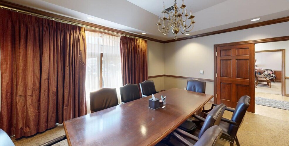 More Photos Of 119 S 2nd St, Rogers Office For Sale