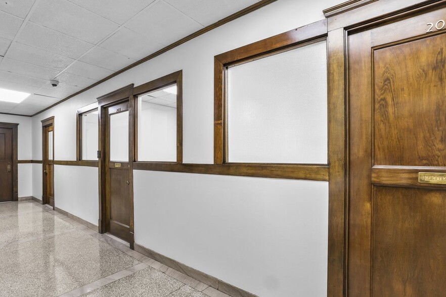 More Photos Of 343 3rd St, Baton Rouge Office For Lease