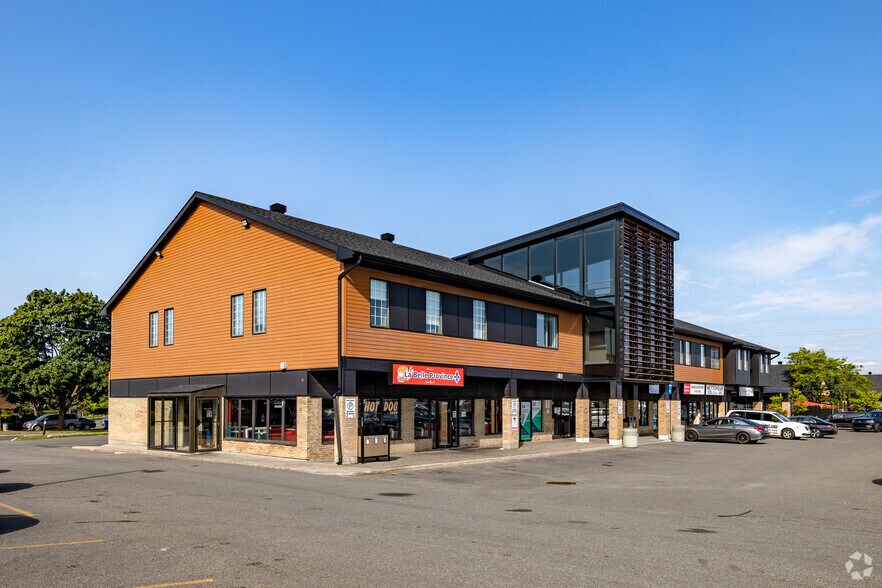 Primary Photo Of 3608 Blvd Saint-Charles, Kirkland Unknown For Lease