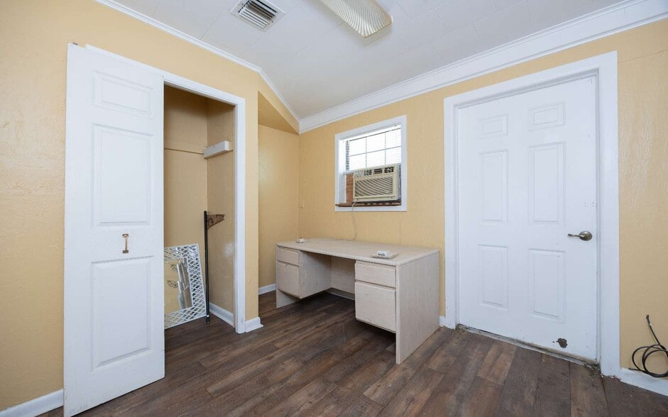 More Photos Of 7601 133rd Rd, Live Oak Assisted Living For Sale