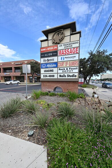 More Photos Of 15909 San Pedro Ave, San Antonio Unknown For Lease