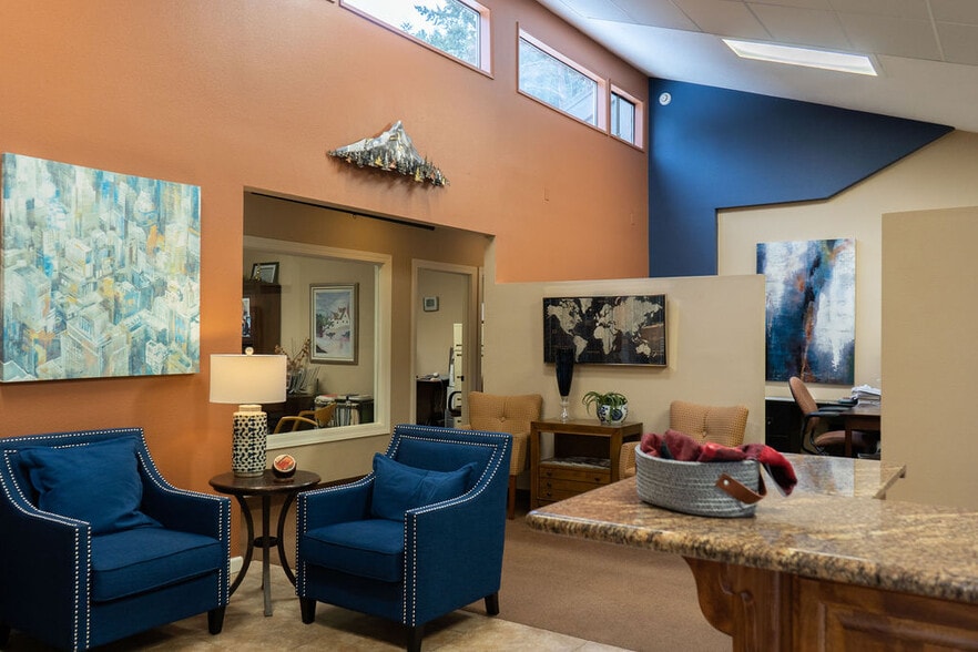 More Photos Of 3689 SW Carman Dr, Lake Oswego Medical For Sale