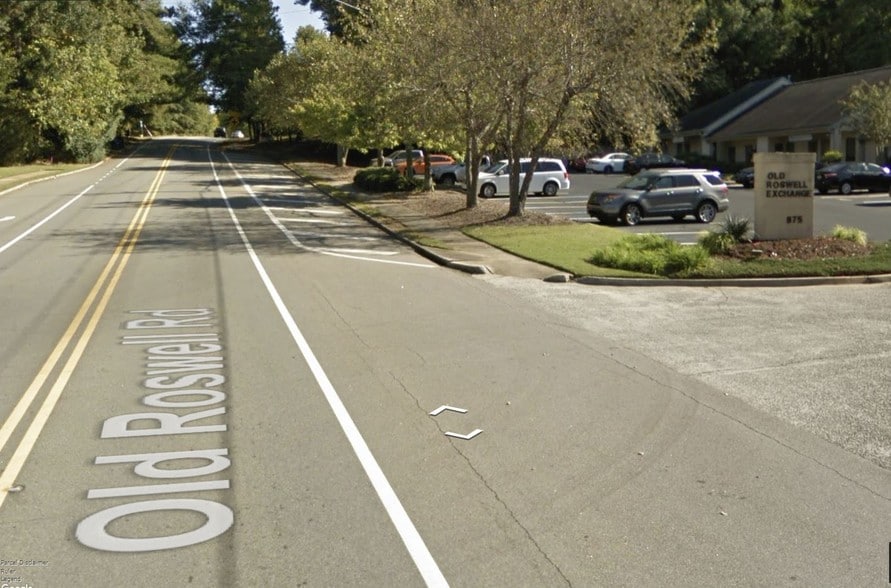 More Photos Of 875 Old Roswell Rd, Roswell Office For Sale