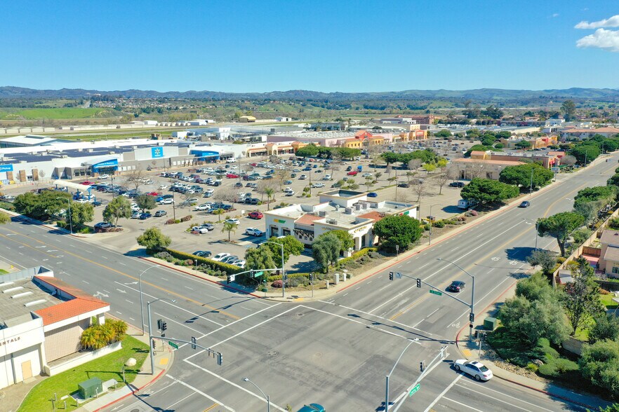 More Photos Of 721 W Central Ave, Lompoc General Retail For Sale