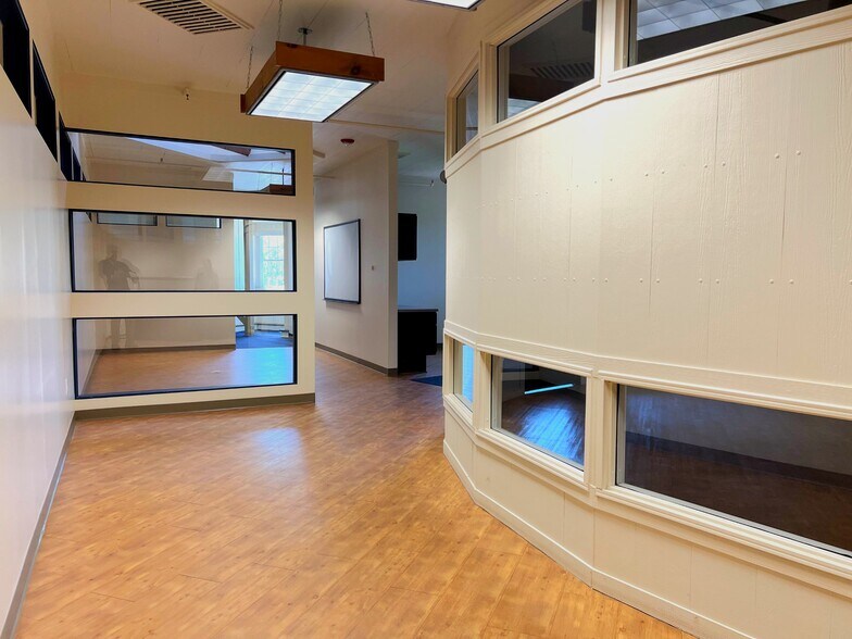 More Photos Of 101 Bellevue Rd, Pittsburgh Office For Lease