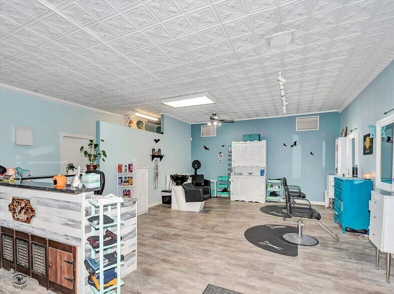 More Photos Of 2-4 E Front St, Newark Health Club For Sale